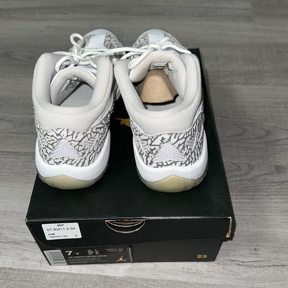 Nike Air Jordan 11 Retro Low IE BG “Cobalt” - Picture 4 of 7